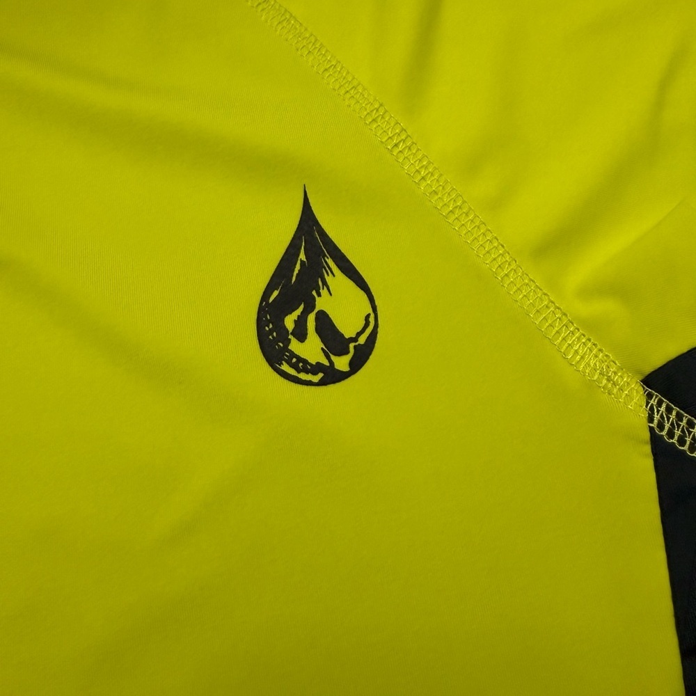 Salt Life SLX UPF 50 Men XL Neon Yellow Long Sleeve Fishing Rash Guard - Picture 3 of 9